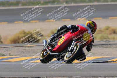 media/Oct-08-2022-SoCal Trackdays (Sat) [[1fc3beec89]]/Turn 14 (1050am)/